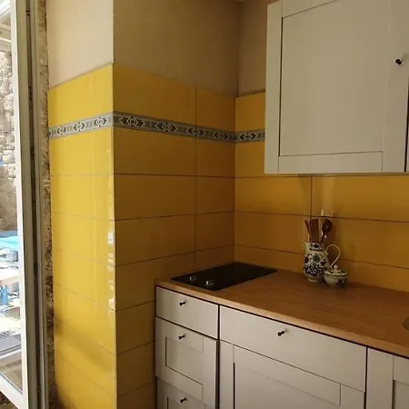 Aman Apartman Komiza